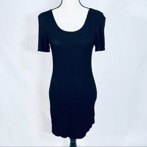 Feathers Ribbed Short Sleeve Dress